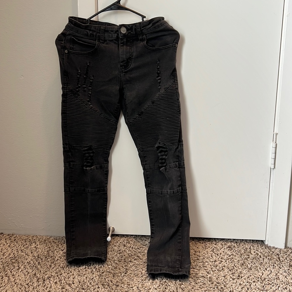 ZLZ Mens jeans. Waist 28